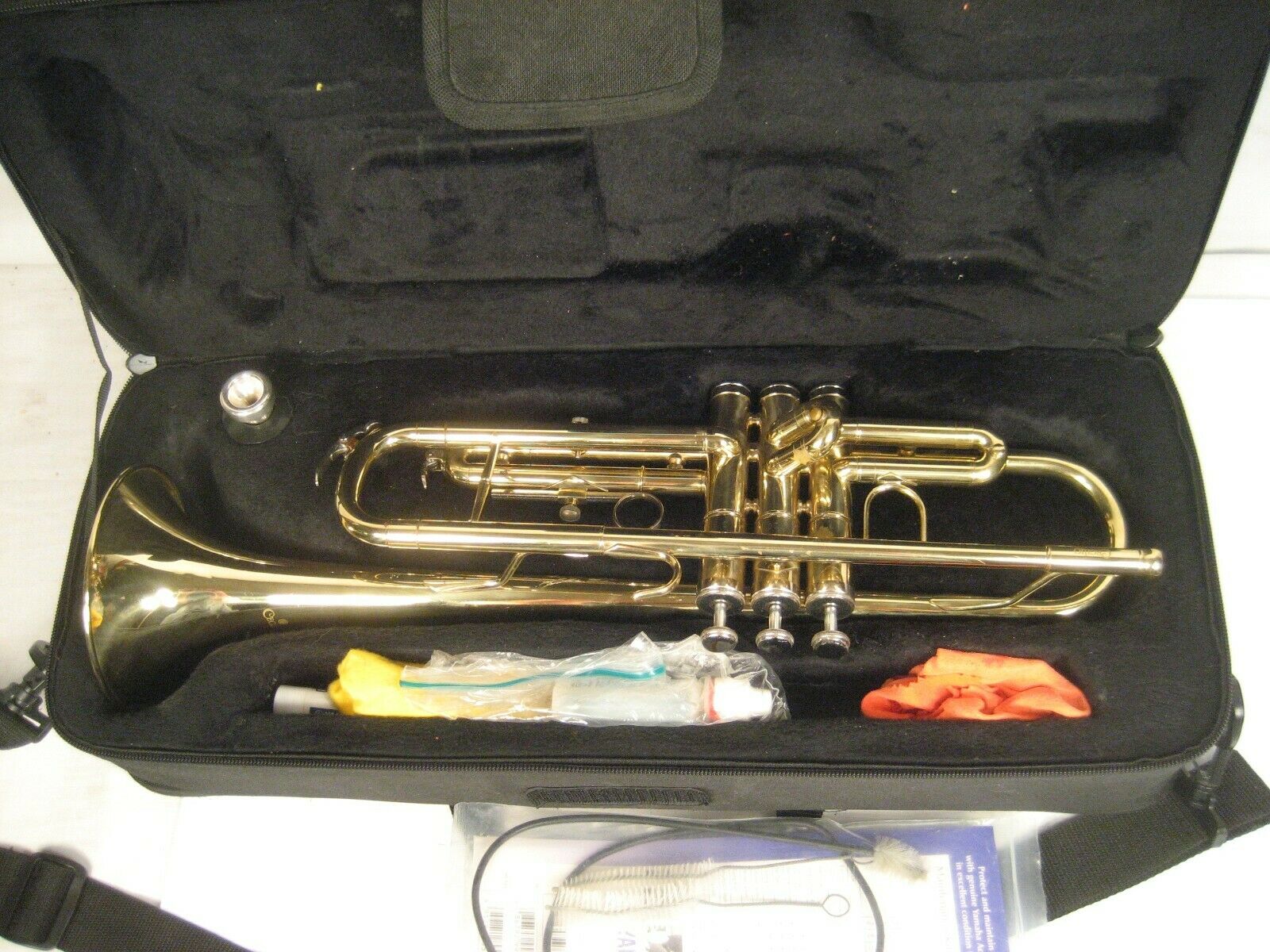 Cecilio Trumpet With 7c Mouthpiece & Case