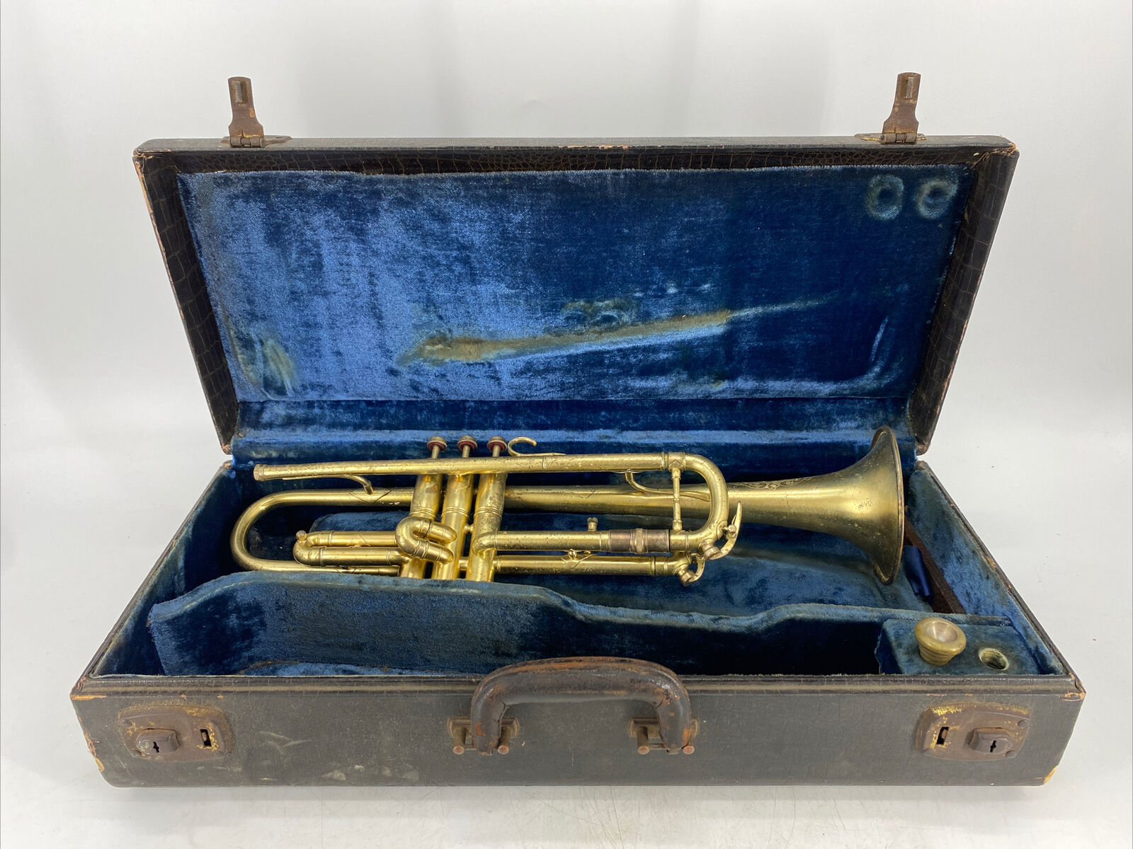 Rare Vintage The Georgian Antique Trumpet Mouthpiece Case Boston Ma